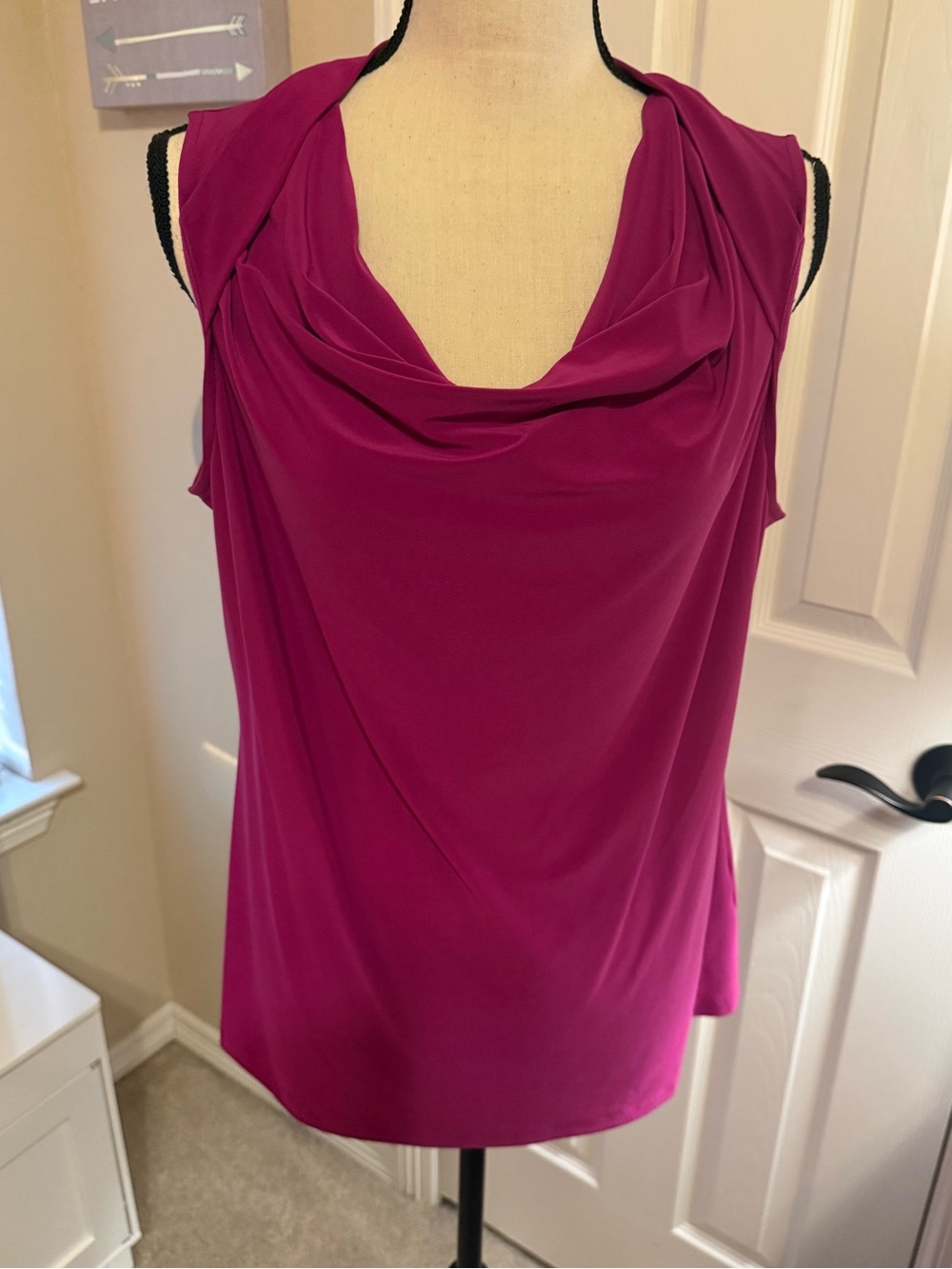 Nine West Fuchsia Drape-Neck Sleeveless Tunic Size Large. Like new!